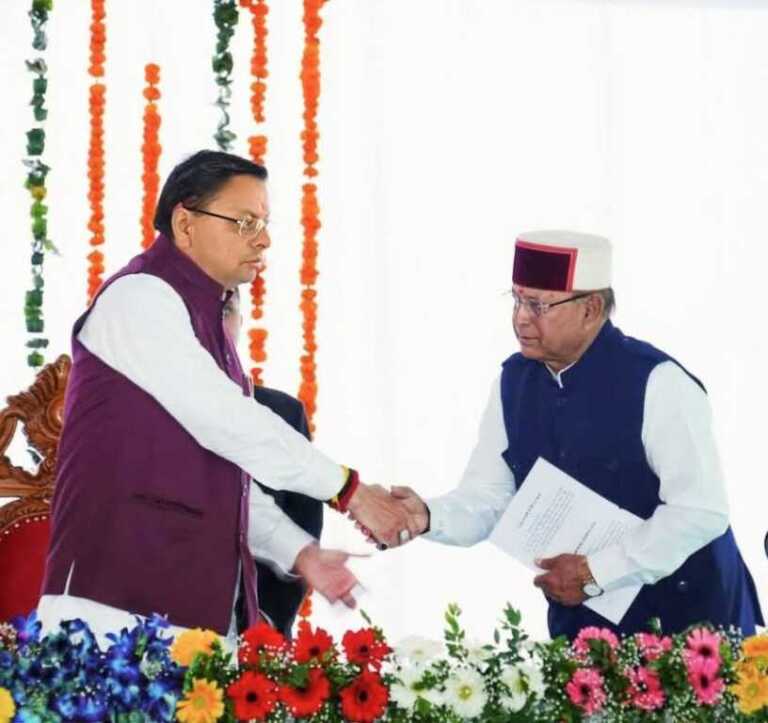 उत्तराखंड।। राजपुर विधायक खजानदास सहित 4 अन्य मंत्रीयों ने ली कैबिनेट की शपथ।