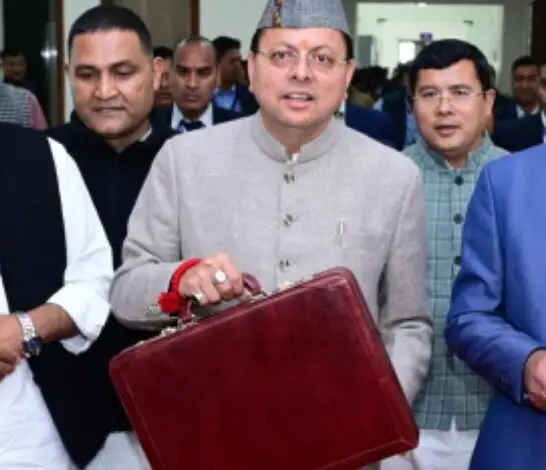 सीएम धामी ने पेश किया उत्तराखंड का लगभग 1.11 लाख करोड़ से ज्यादा का बजट।