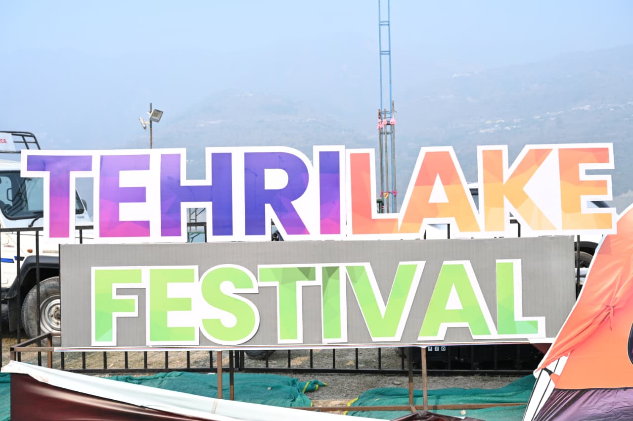 टिहरी गढ़वाल (सूचना विभाग)टिहरी लेक फेस्टिवल पर्यटन के मेले में हरित छाया,राष्ट्रीय खेलों की तरह ही इस आयोजन से भी पर्यावरण का ठोस संदेश।