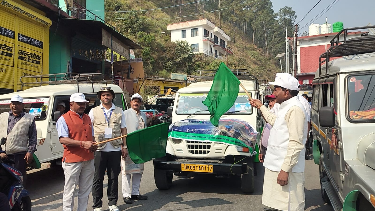 टिहरी गढ़वाल।।टिहरी झील महोत्सव–2026 के अंतर्गत भिलंगना ब्लॉक में भांसरताल ट्रेक का सफल आयोजन।