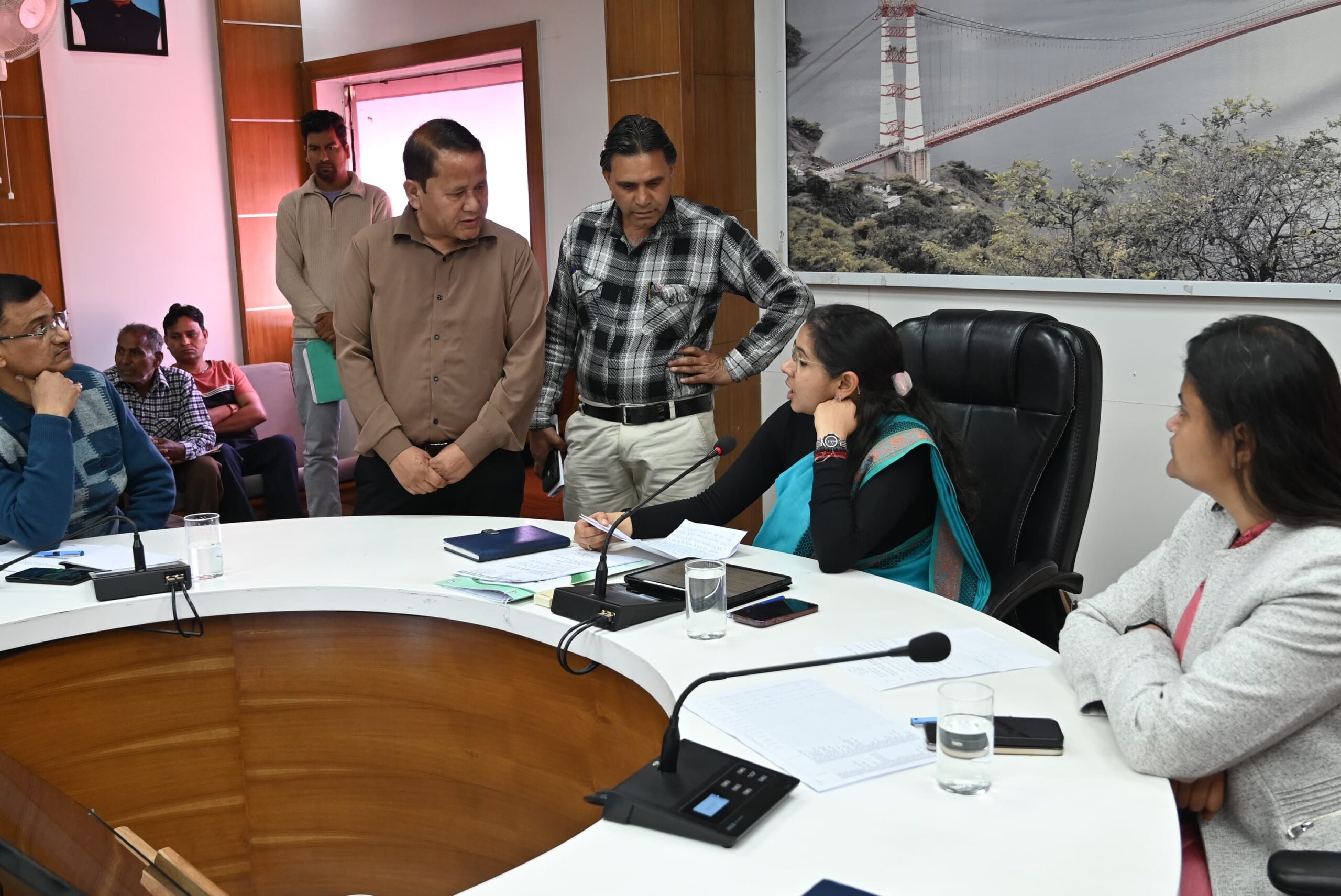 उत्तराखंड।।डीएम टिहरी की अध्यक्षता में जनता दरबार में हुई जन सुनवाई।